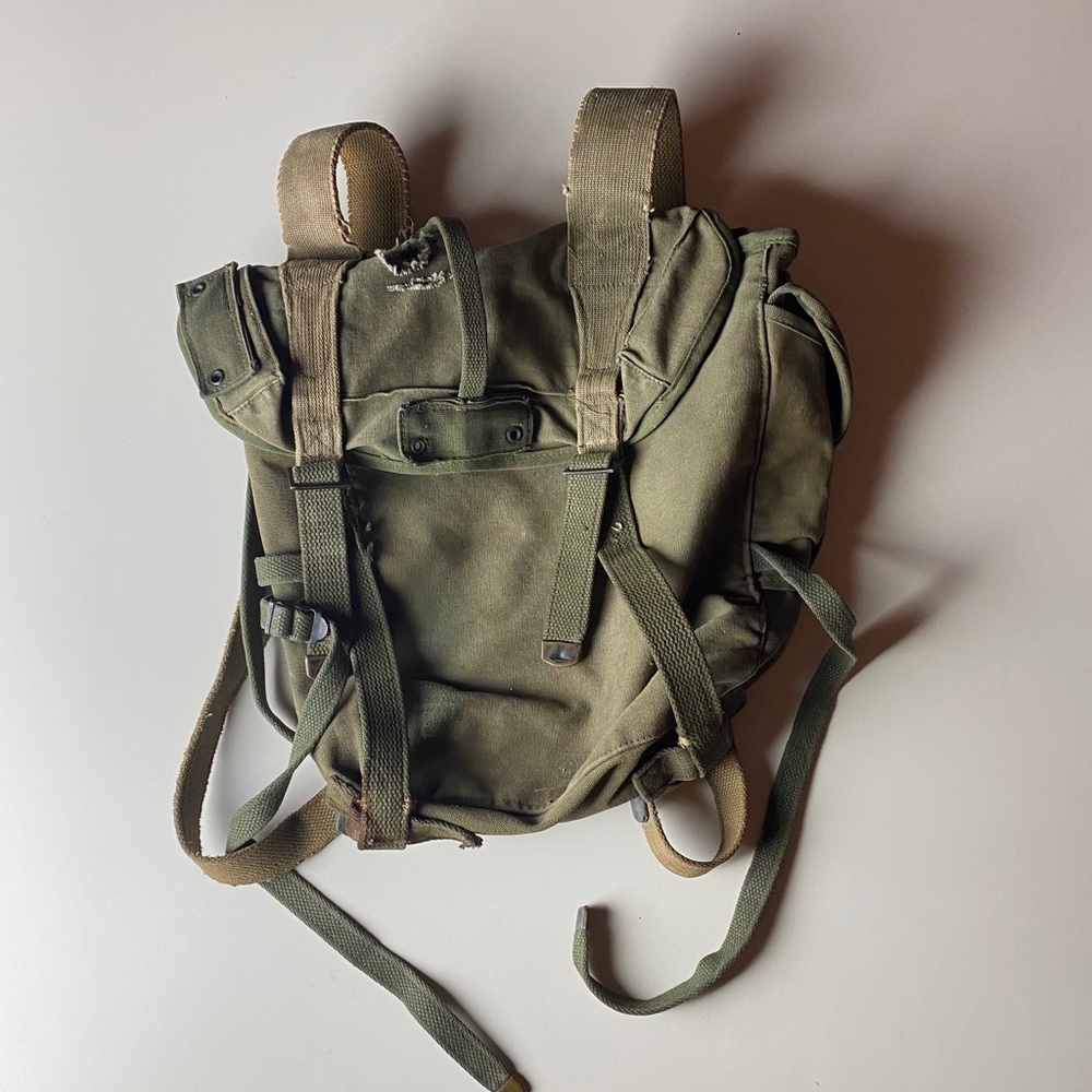 Vintage Military Olive Green Back Pack